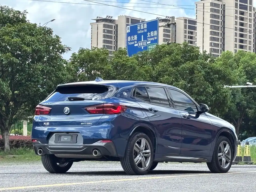 BMW X2 2022 — фото 7