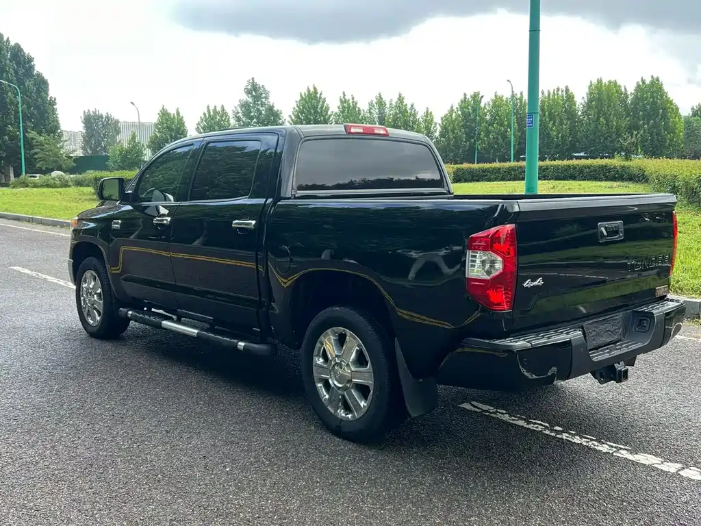 Toyota Tundra 2017 — фото 6