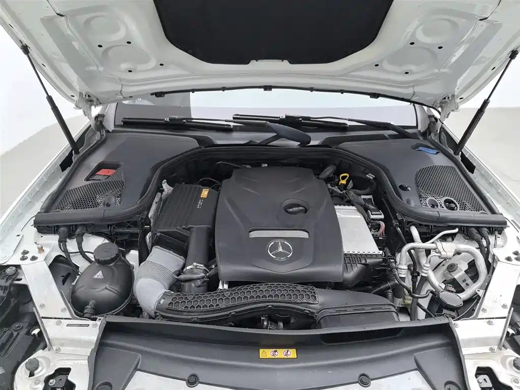 Mercedes-Benz E-Class 2017 — фото 6