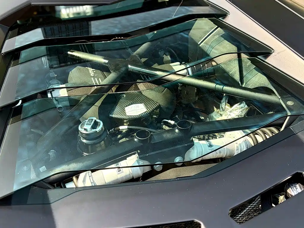 Lamborghini Aventador 2013 — фото 18