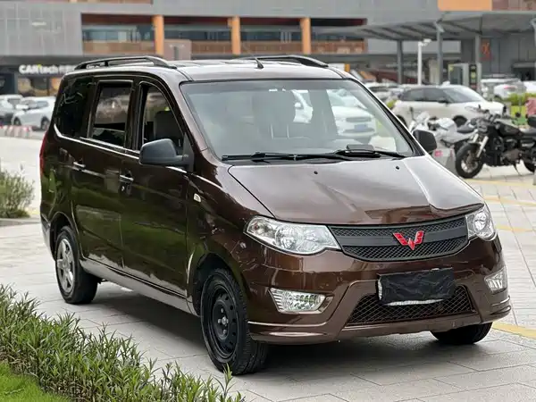 Wuling Hongguang 2019