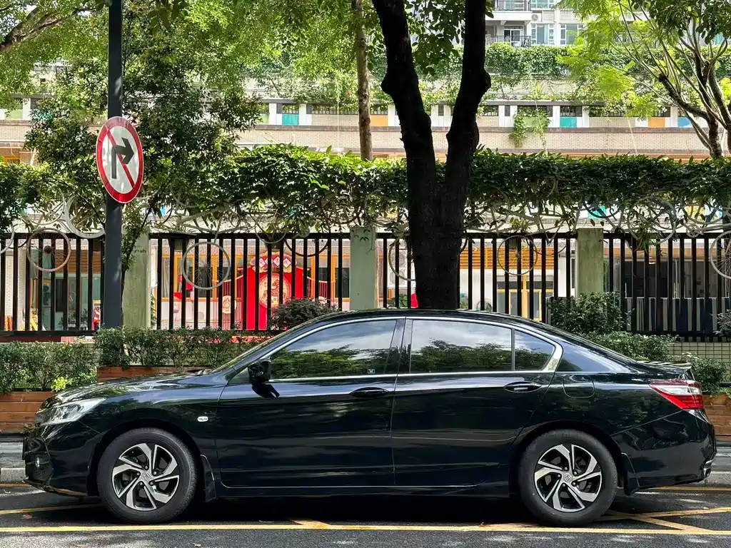 Honda Accord 2016