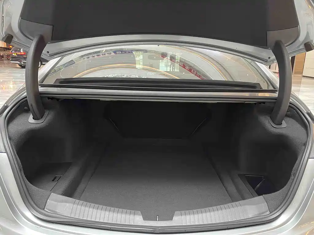 Cadillac CT5 2023 — фото 14