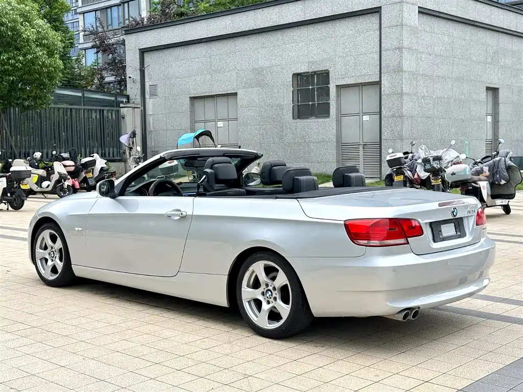 BMW 3 Series 2009
