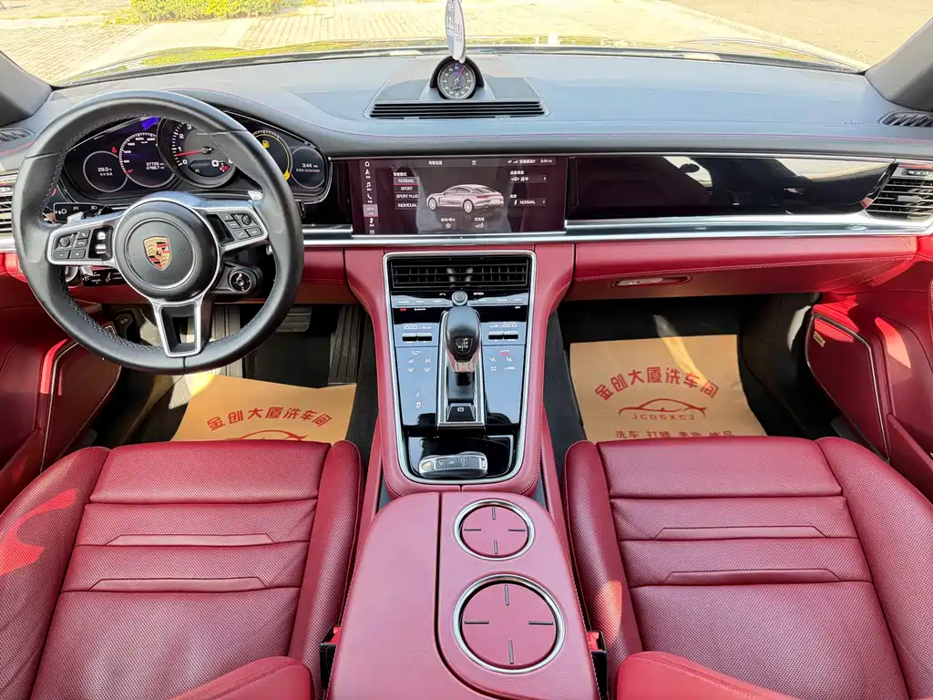 Porsche Panamera 2020 — фото 10