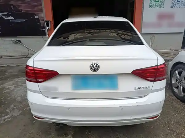 Volkswagen Lavida 2016