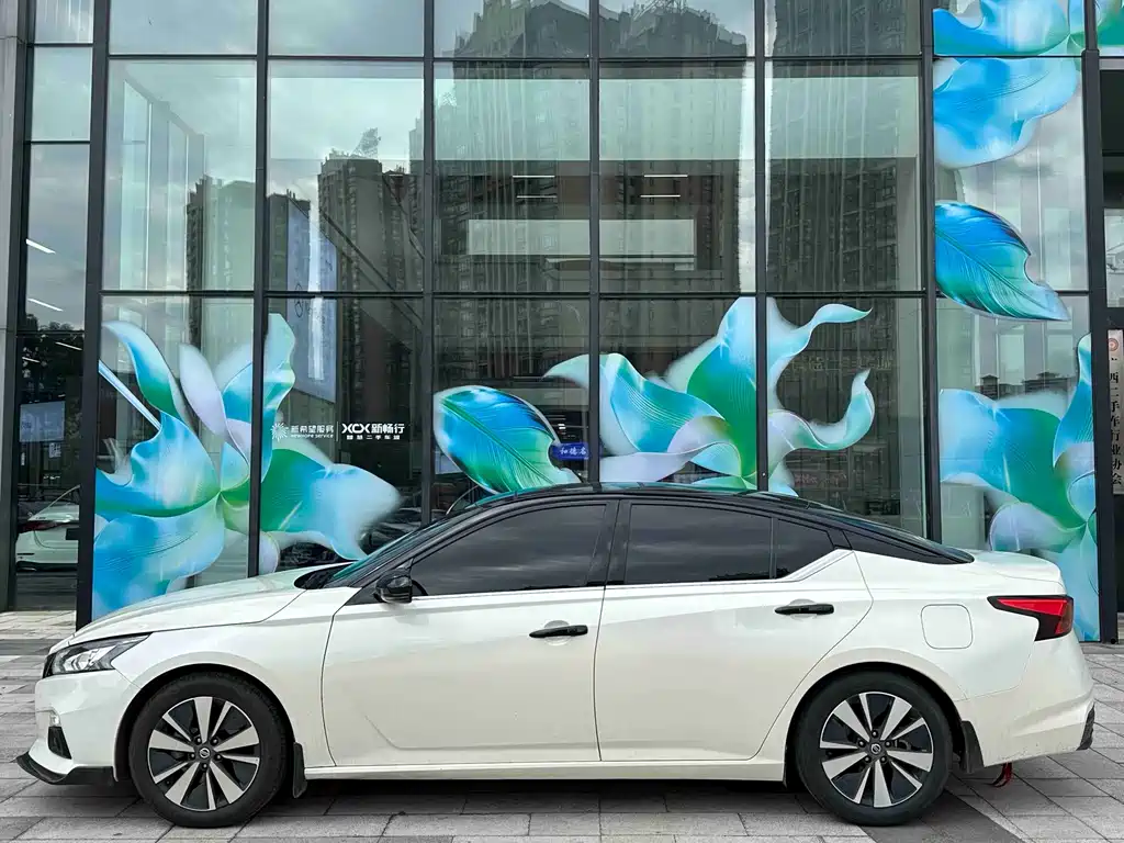 Nissan Teana 2022 — фото 7