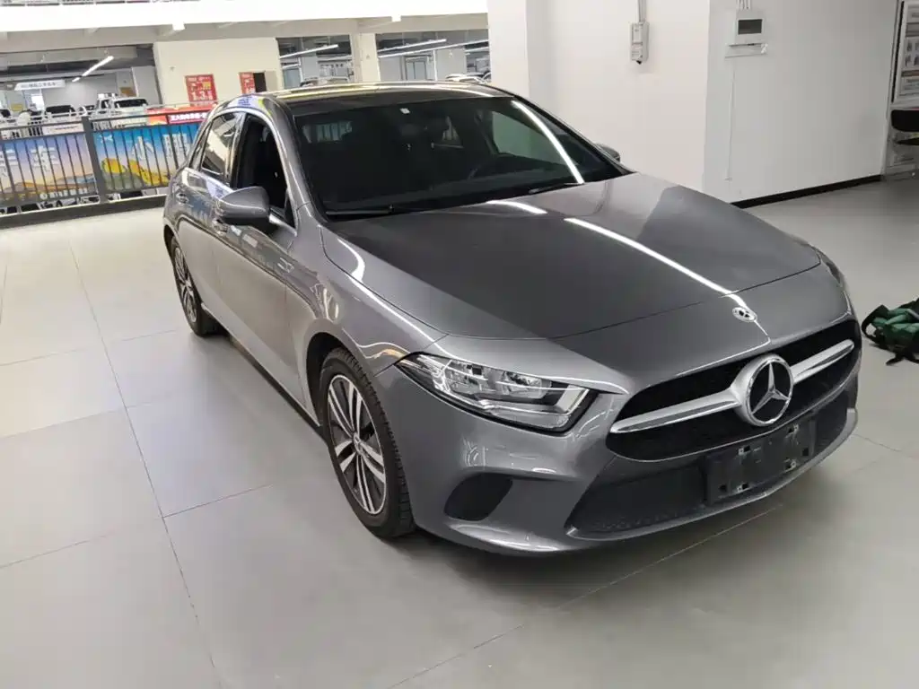 Mercedes-Benz A-Class 2021 — фото 4