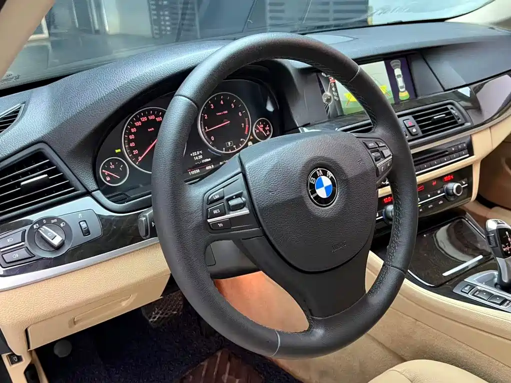 BMW 5 Series 2013 — фото 9
