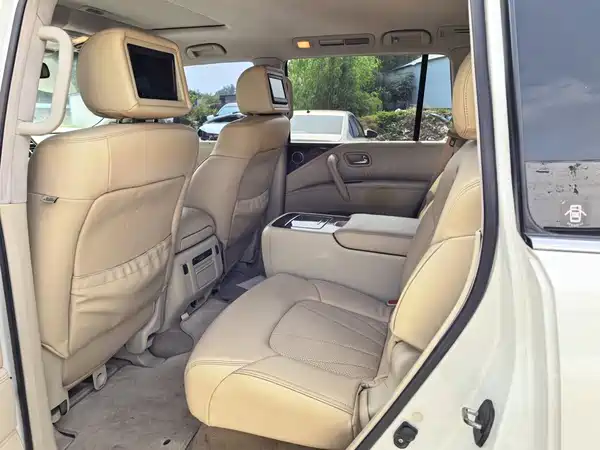 Infiniti QX 2011