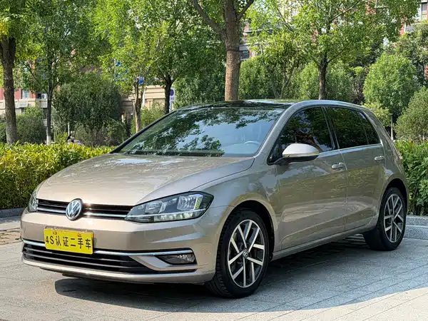 Volkswagen Golf 2020