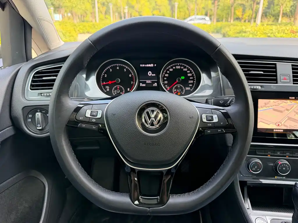 Volkswagen Golf 2020 — фото 13