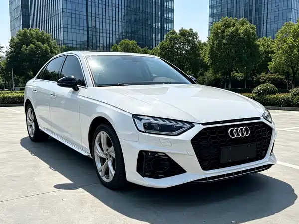 Audi A4L 2020