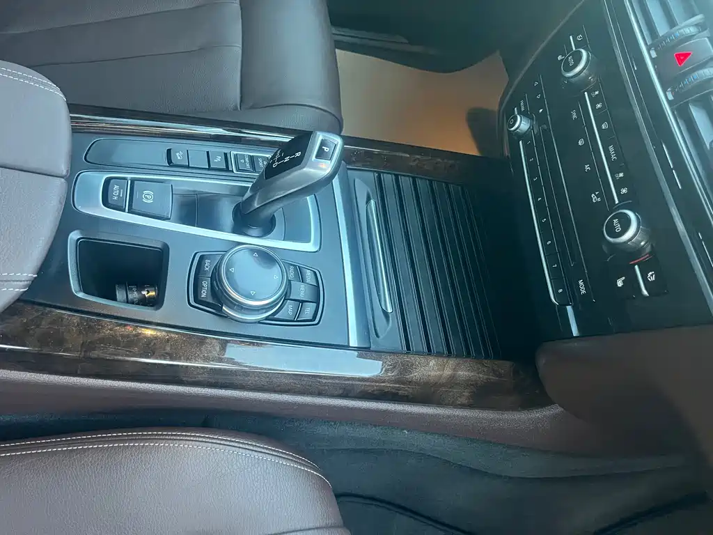 BMW X5 2014 — фото 17