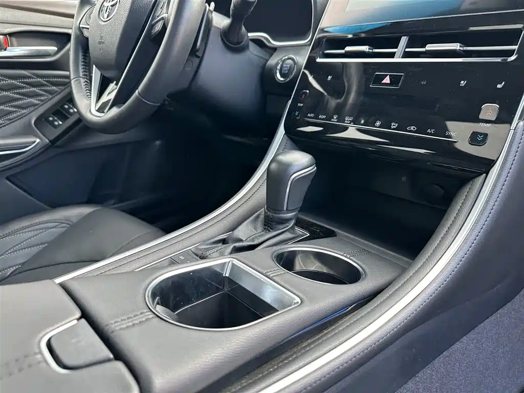 Toyota Avalon 2023 — фото 19