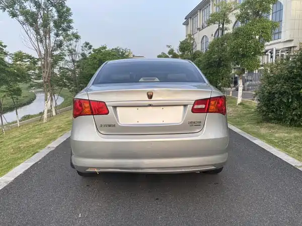 Roewe 350 2015