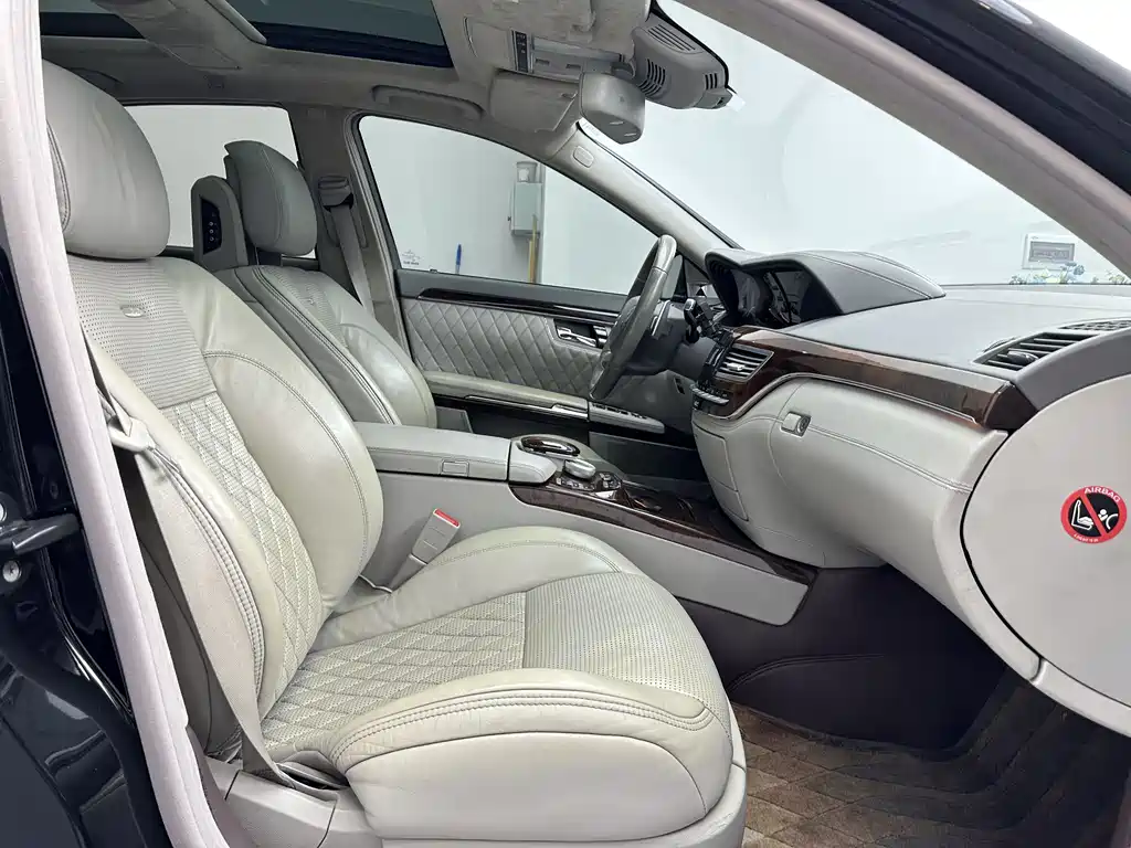 Mercedes-Benz S-Class AMG 2013 — фото 12