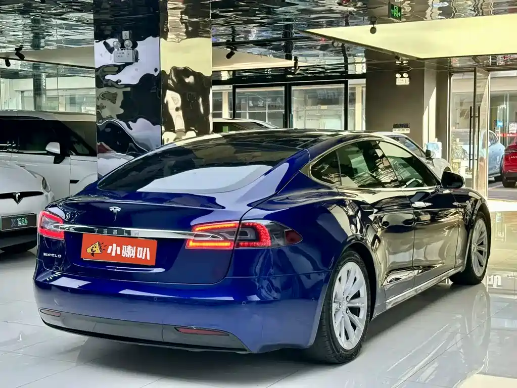 Tesla Model S 2016 — фото 14