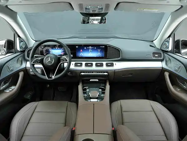 Mercedes-Benz GLS 2024