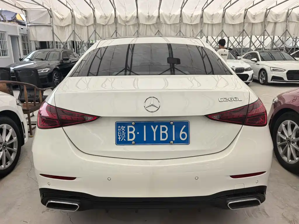 Mercedes-Benz C-Class 2023 — фото 6