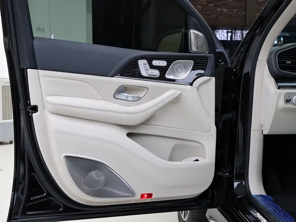 Mercedes-Benz GLS 2021 — фото 25