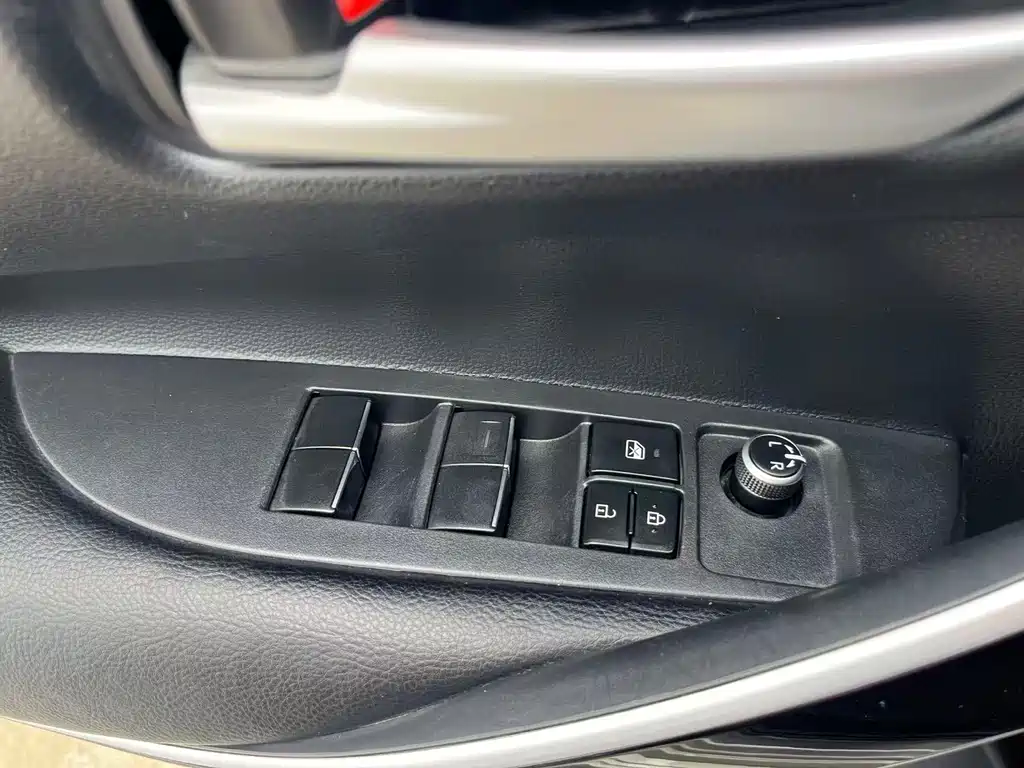 Toyota Corolla 2021 — фото 19