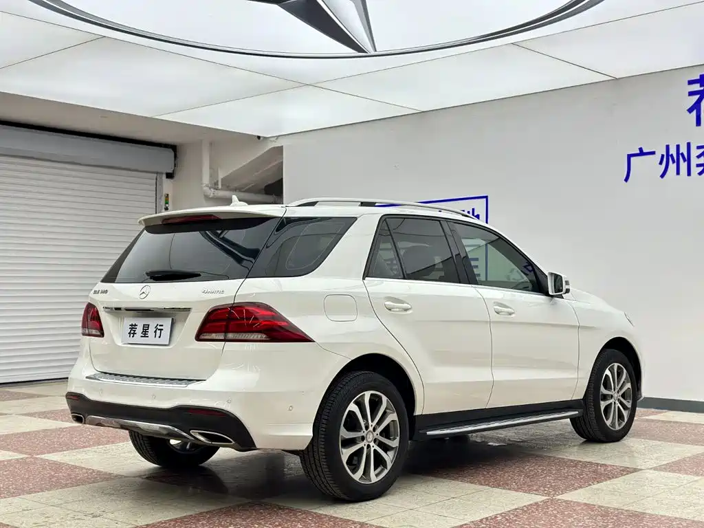 Mercedes-Benz GLE 2017