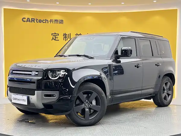 Land Rover Defender 2023