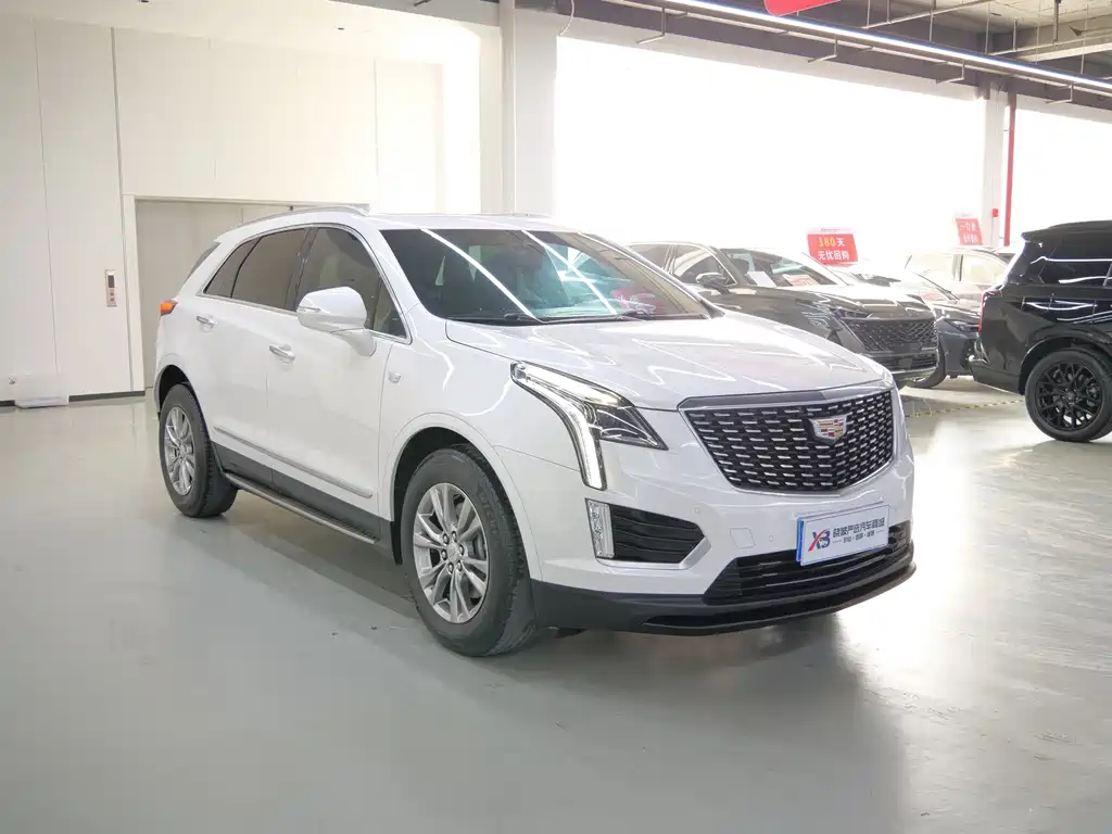 Cadillac XT5 2020 — фото 2