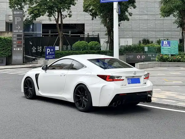 Lexus RC F 2015