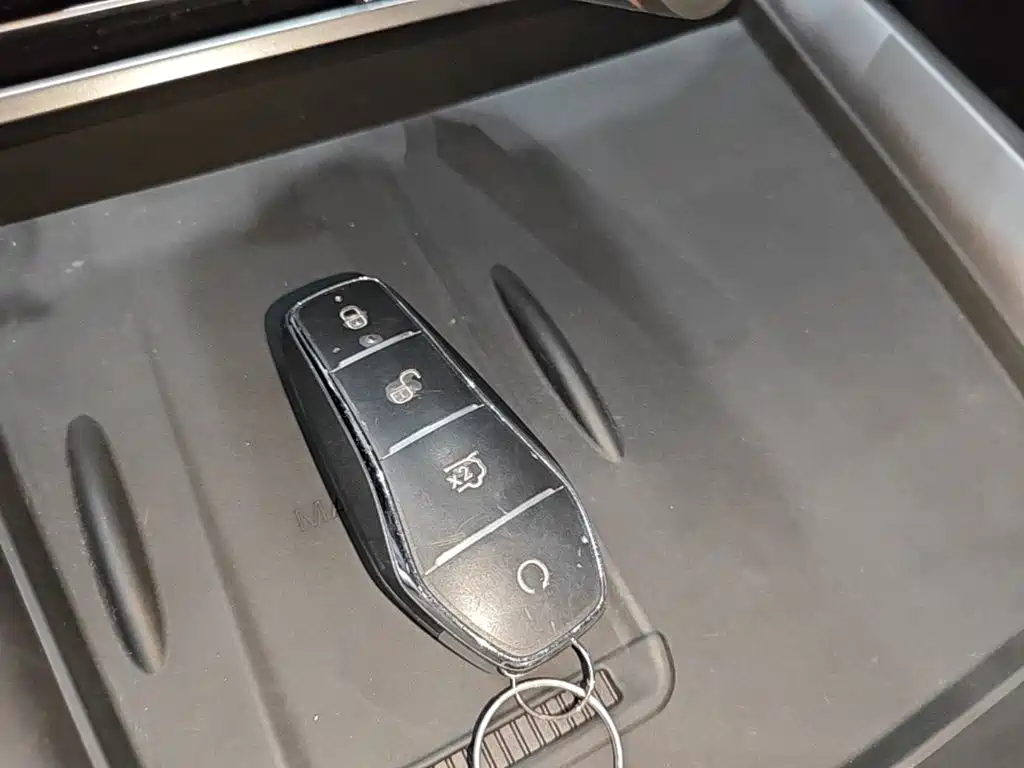 BYD Seal 07 DM-i 2025 — фото 9