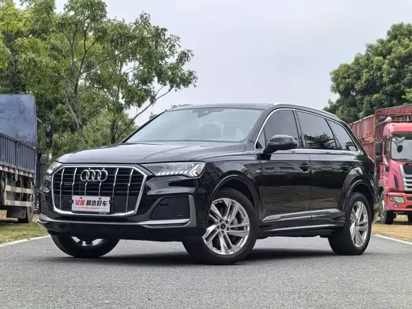 Audi Q7 2024