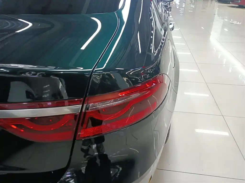 Jaguar XFL 2021 — фото 24