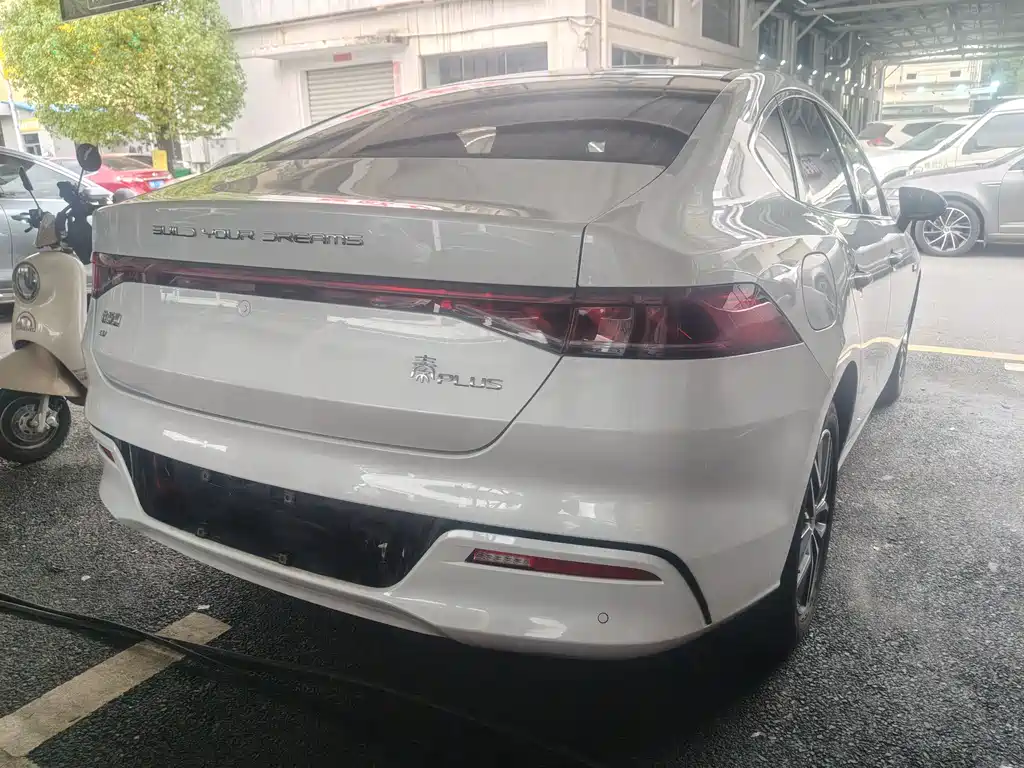 BYD Qin PLUS 2024 — фото 10