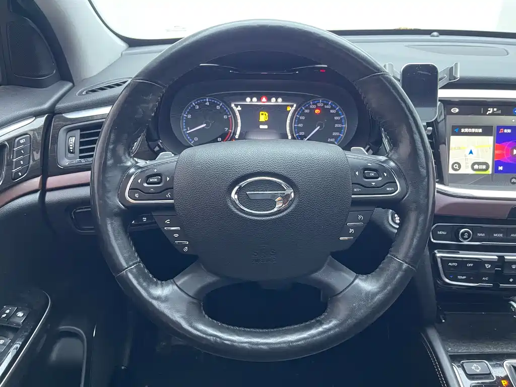 GAC Motor Trumpchi GS8 2018 — фото 15