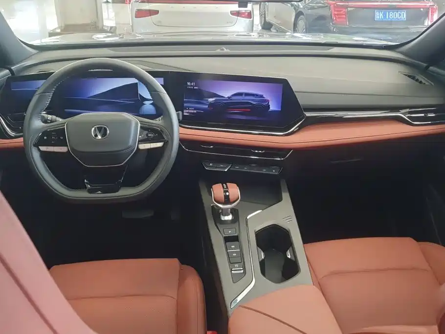 Changan X5 PLUS 2025 — фото 12