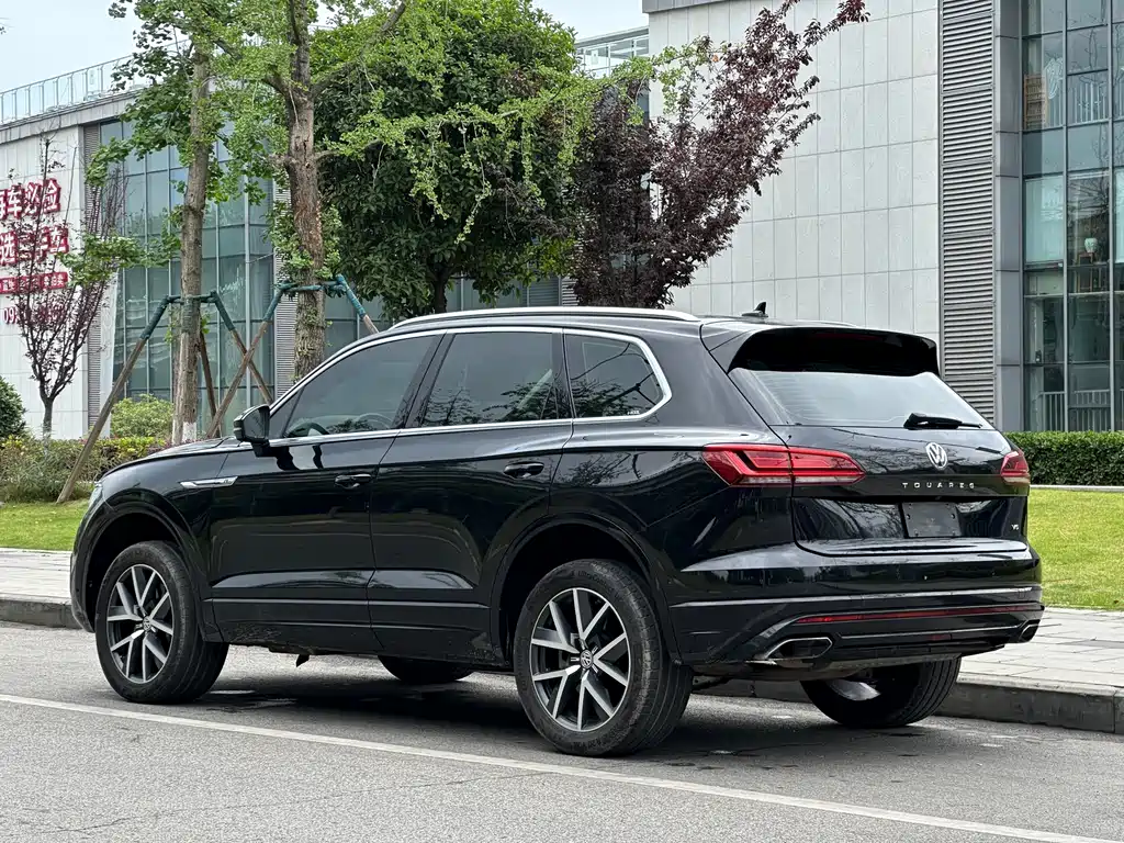 Volkswagen Touareg 2020 — фото 4