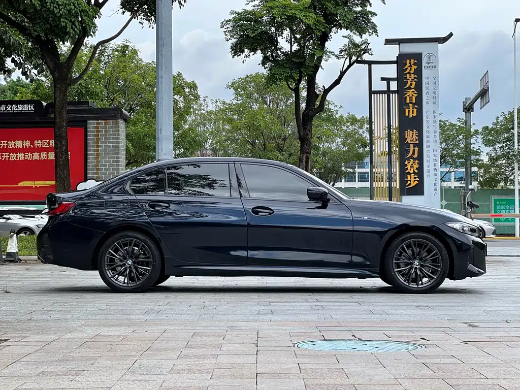 BMW 3 Series 2024