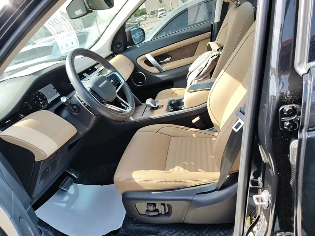 Land Rover Discovery Sport 2025 — фото 15
