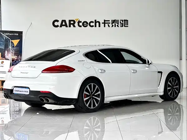 Porsche Panamera 2015