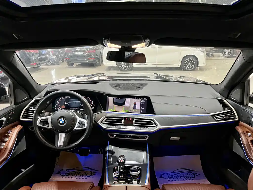 BMW X7 2021 — фото 11