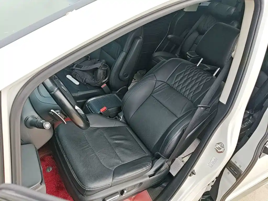 Honda Elysion 2022 — фото 15