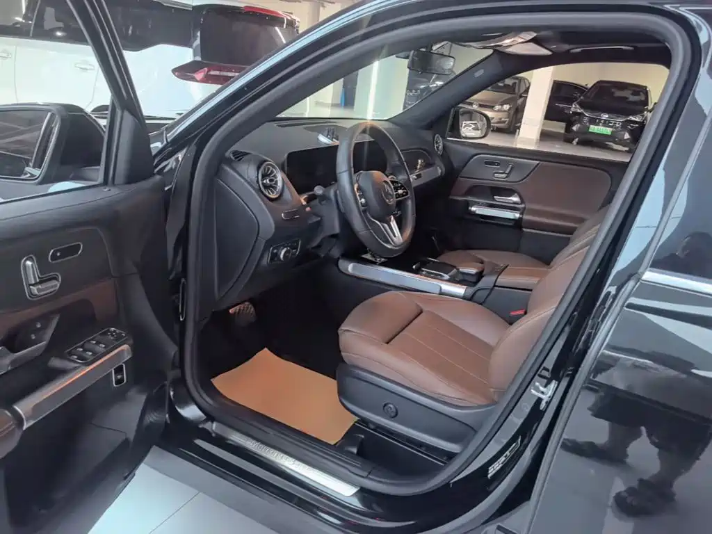 Mercedes-Benz GLB 2020 — фото 16