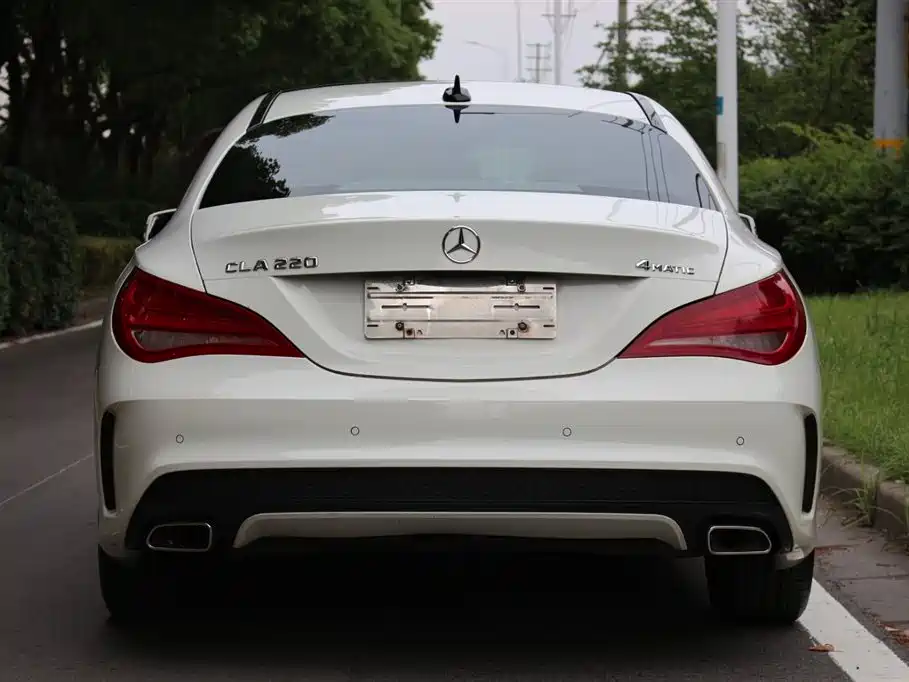 Mercedes-Benz CLA 2016