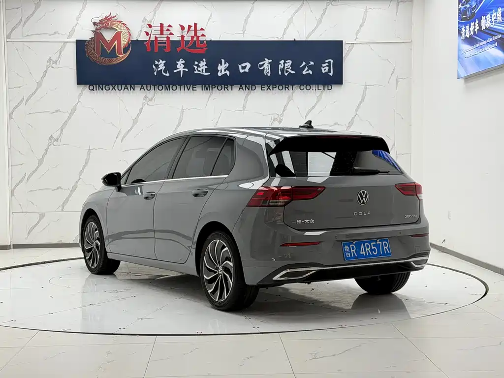 Volkswagen Golf 2022