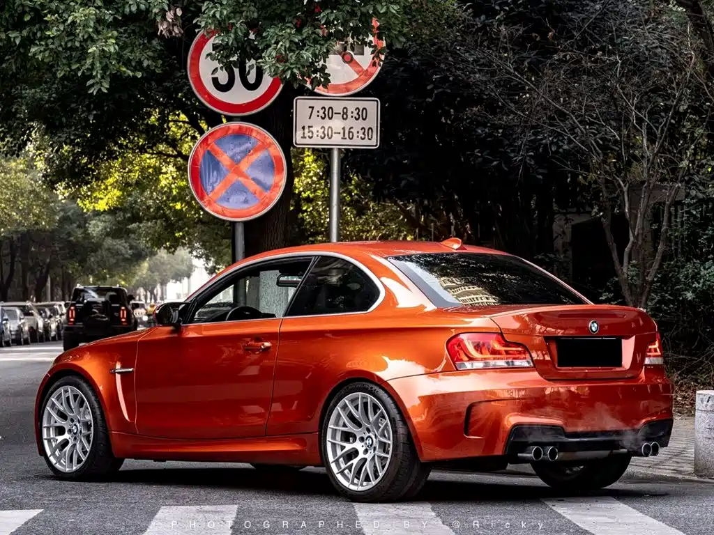 BMW 1 Series M 2012 — фото 13