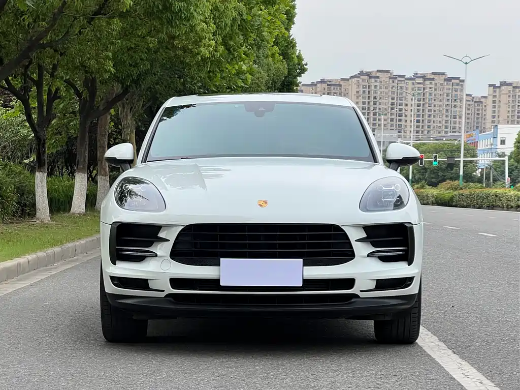 Porsche Macan 2019 — фото 2