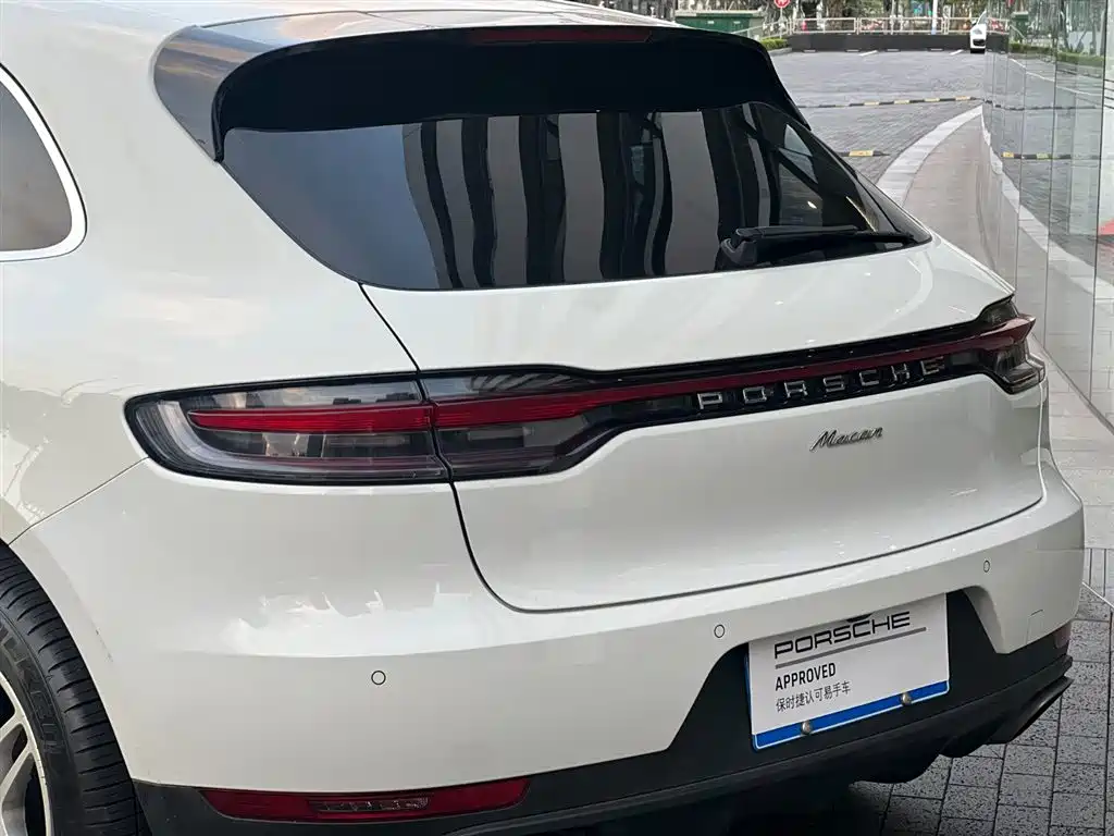 Porsche Macan 2020 — фото 8