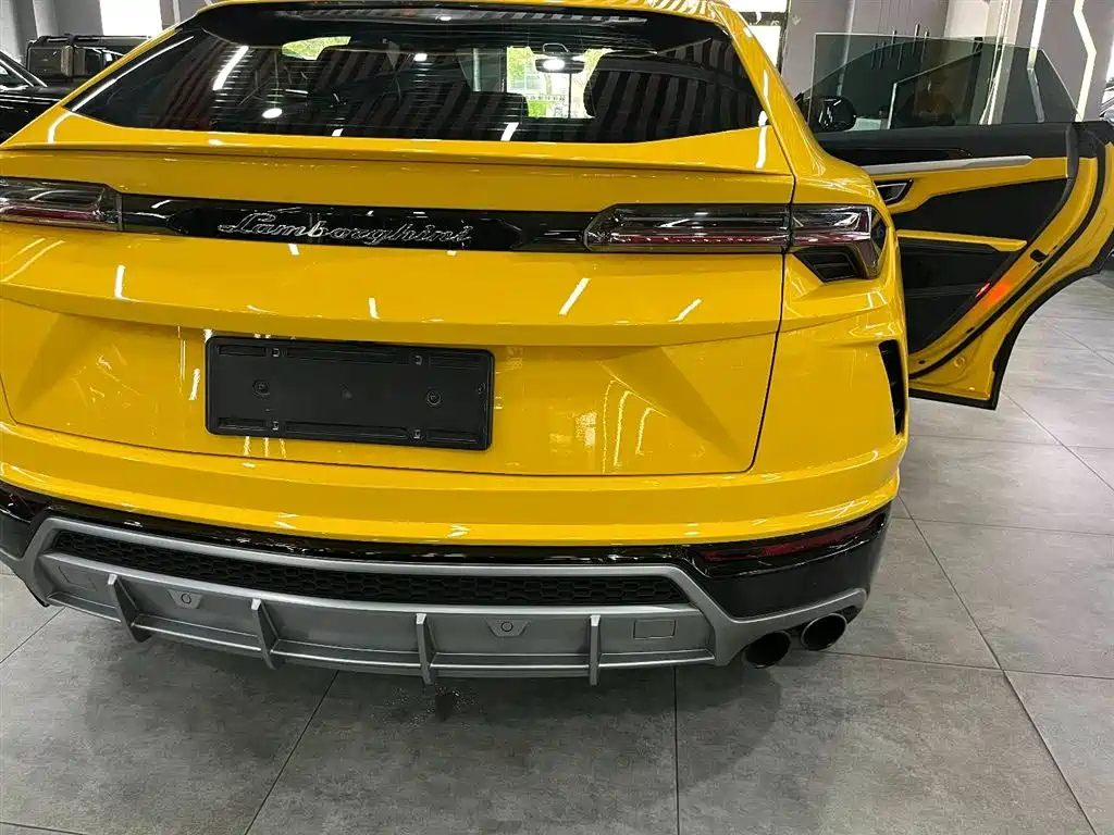 Lamborghini Urus 2019 — фото 3
