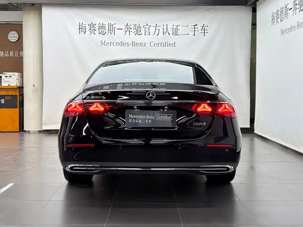 Mercedes-Benz E-Class 2024